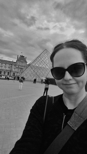 Louvre. Selfie.